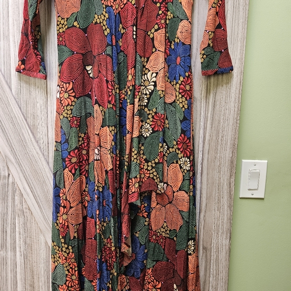 Farm Rio Black Stitched Flowers Maxi Dress - Picture 6 of 16